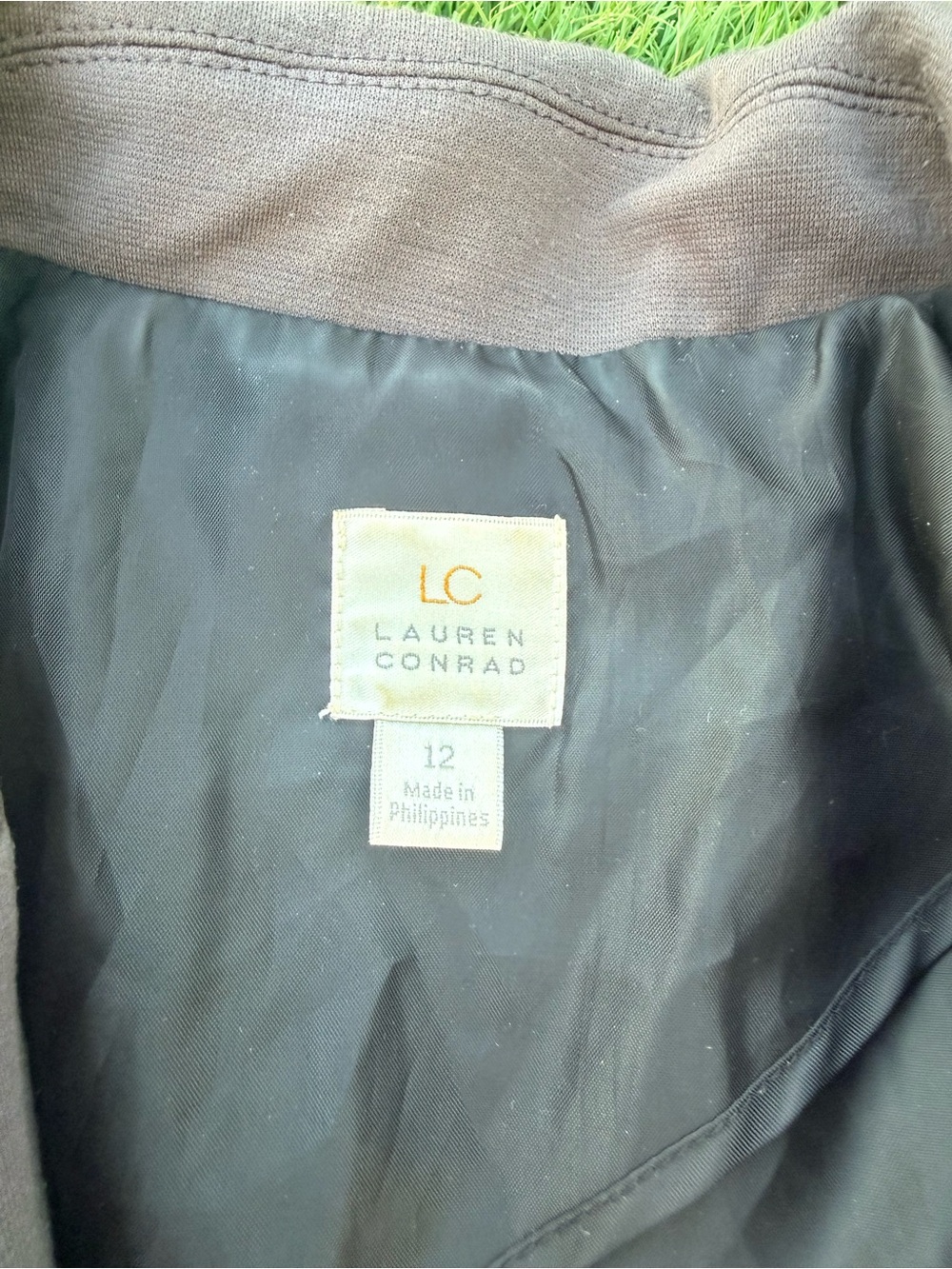 LC Lauren Conrad Gray Two-Button Notch Lapel Blazer - Picture 3 of 3